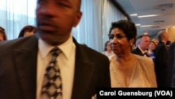 Queen of Soul Aretha Franklin heads to a reception at the annual White House Correspondents' Association dinner at the Washington Hilton in Washington, April 30, 2016.
