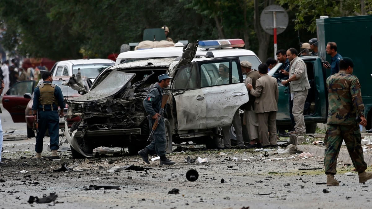 Afghan Presidential Candidate Survives Bomb Attack On Convoy