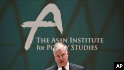 Utusan Nuklir Amerika Serikat Stephen Biegun saat berpidato di Asan Institute for Policy Studies di Seoul, 10 Desember 2020. (Jung Yeon-je /Pool Photo via AP)