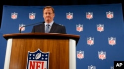 Un congresista quiere que el comisionado de la NFL, Roger Goodell, testifique ante los legisladores.