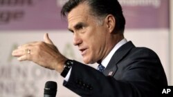 Romney se disculpó, reconociendo que en su juventud hizo “algunas cosas estúpidas”.
