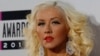 Top Ten Americano: Christina Aguilera criticada por cantar Whitney Houston nos AMAs