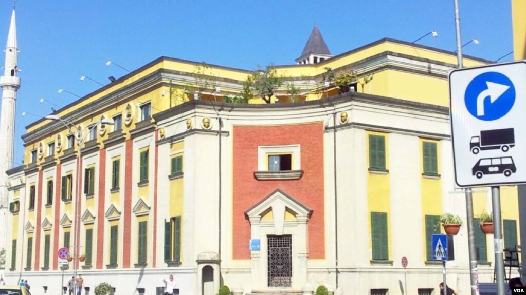 Korrupsion, arrestohen dy ish drejtorë të Bashkisë së Tiranës