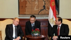 Tổng thống Nga Vladimir Putin hội đàm với Tổng thống Ai Cập Abdel Fattah al-Sisi tại Cairo, ngày 9/2/2015.