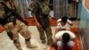 Mỹ thận trọng giúp Iraq chống các phần tử chủ chiến