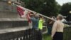 Alabama Governor Orders Confederate Flag Taken Down