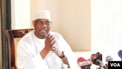 Hama Amadou a été Premier ministre du Niger à deux reprises : de 1995 à 1996 sous la présidence de Mahamane Ousmane puis de 2000 à 2007 sous Mamadou Tandja.