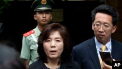 Choe Son Hui, Wakil 1 Menteri Luar Negeri Korea Utara (tengah). (Foto: dok).