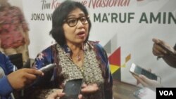 Juru bicara TKN Jokowi-Ma’ruf, Irma Suryani Chaniago (foto: VOA/A. Bhagaskoro).