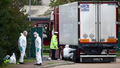 Cảnh sát khám nghiệm hiện trường vụ 39 người chết trong container ở Anh; 23/10/2019