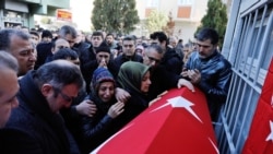တူရကီမှာ နှစ်သစ်ကူးညတိုက်ခိုက်မှု သံသယရှိသူ ဖမ်းဆီး