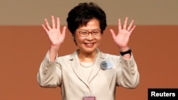 前政務司司長林鄭月娥成為香港首位女行政長官