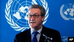 The outgoing United Nations envoy to Cyprus Alexander Downer speaks to the media during a press conference in Nicosia, March 27, 2014. 