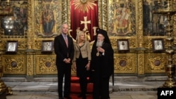 11月23日美國副總統拜登參觀了伊斯坦布爾的希臘東正教聖喬治教堂。