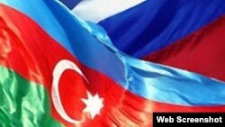 Azərbaycan və Rusiya bayraqları 