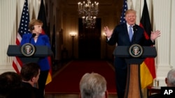 El presidente Donald Trump y la canciller alemana, Angela Merkel, participaron de una conferencia de prensa conjunta para hablar de los temas discutidos durante su reunión en la Casa Blanca el viernes.