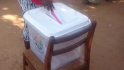 Professor apresenta candidatura às presidenciais em São Tomé e Príncipe - 1:53
