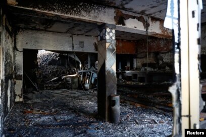 Un restaurante en el barrio de La Laguna es destruido por el fuego y la lava del volcán Cumbre Vieja, en la isla canaria de La Palma, España, 14 de diciembre de 2021.