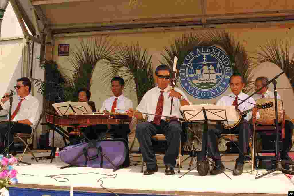 A band of Cambodian classical music starts off the half-day festival.