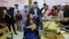 5 Haziran 2015'teki bombalı saldırıda bacaklarını kaybeden Lisa Çalan aynı yıl 1 Kasım seçimlerinde oy vermeye tekerlekli sandalyeyle götürülmüştü.