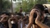Pasca Gempuran, Warga Suriah Lancarkan Demonstrasi