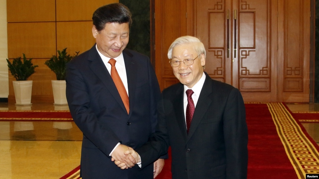 Image result for thái thú nguyen phu trọng cuối đầu TQ