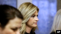 Sportscaster and television host Erin Andrews walks to the courtroom, March 4, 2016, in Nashville, Tenn. 