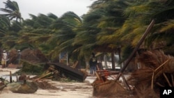 La tormenta tropical Ernesto, que en determinado momento fue un huracán, dejó huellas en su paso por México.