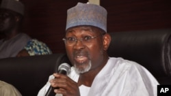 Independent National Electoral Commission Chairman Attahiru Jega speaks during a news conference in Abuja, Nigeria, Feb. 7, 2015.