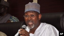 Independent National Electoral Commission Chairman, Attahiru Jega, speaks during a news conference in Abuja, Nigeria, Feb. 7, 2015.
