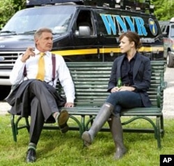 Left to right: Harrison Ford plays Mike Pomeroy and Rachel McAdams plays Becky Fuller in Paramount Pictures’ MORNING GLORY.