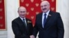 Arhiva: Susret Aleksandra Lukašenka (L) i Majka Pompea (D) u Minsku 1.februara 2020. (Foto: REUTERS/Kevin Lamarque) 