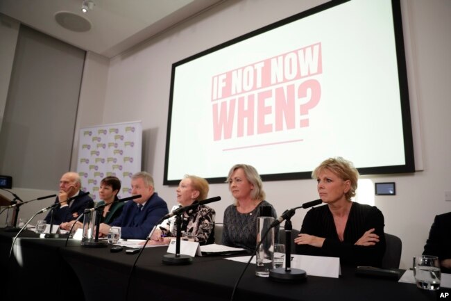 A cross-party group of Members of Parliament attend a People's Vote press conference calling for a second referendum of Britain's European Union membership in London, Britain, Dec. 11, 2018.