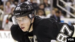 Atlet hoki AS dari klub Pittsburgh Penguins, Sidney Crosby, yang sempat menderita gegar otak. (Foto: Dok)
