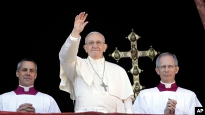 Em mensagem de Natal, Papa Francisco diz que Médio Oriente precisa de  solução de dois estados