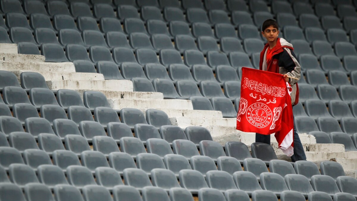 Tehran Court Jails IranianBritish Woman Over Volleyball Match Protest