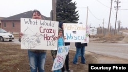 Lakota tribe member Julie Richards, left, is leading a campaign against methamphetamine abuse on the Pine Ridge Reservation in South Dakota. Photo courtesy Julie Richards