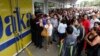 Venezuela: Gobierno provoca asedio a negocios