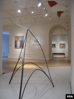 The sculpture "Hollow Egg" by Alexander Calder is on display at The Phillips Collection, in Washington, D.C., March 2014. (J. Taboh/VOA)