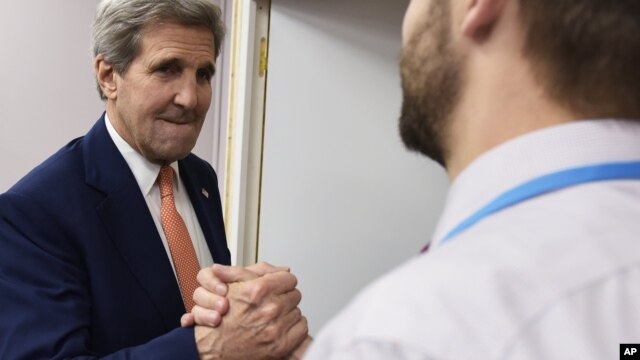 El secretario de Estado, John Kerry dijo que "esta es una victoria para todo el planeta y para las futuras generaciones".