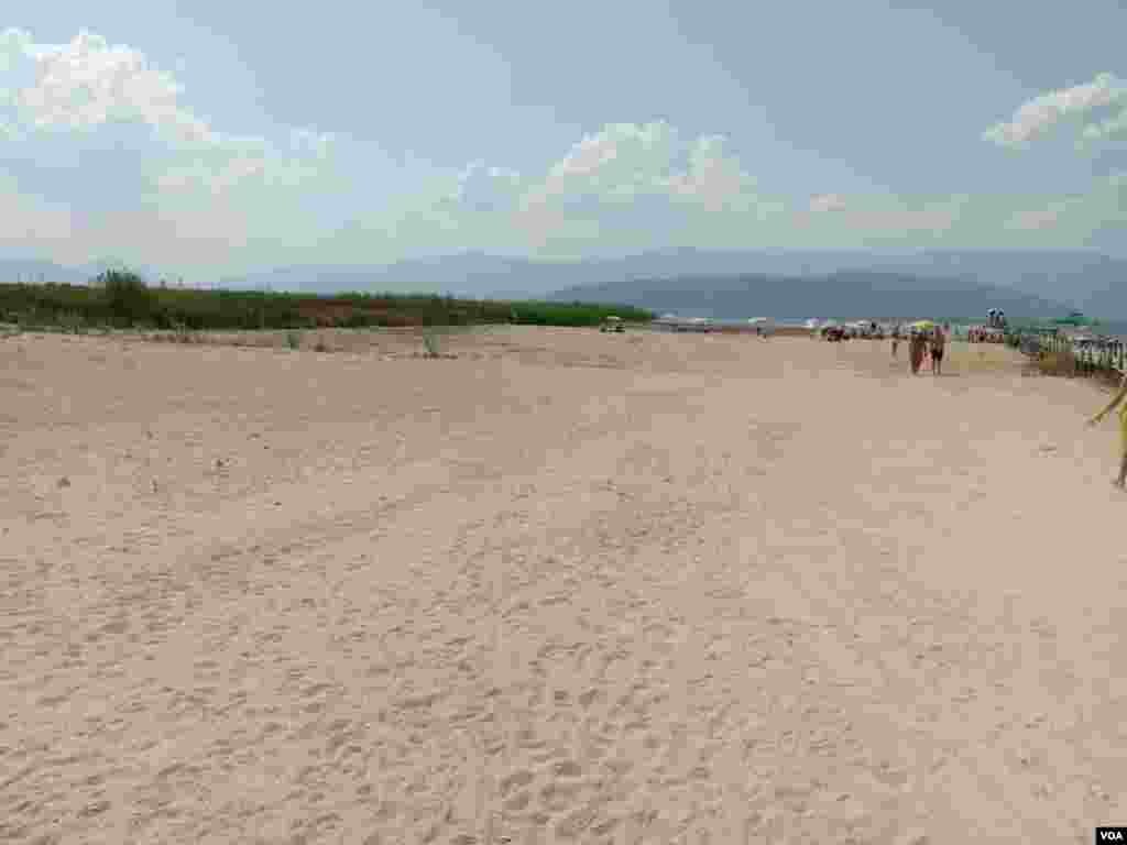 Prespa Lake low level of the water - 04