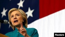 Bakal calon presiden dari Partai Demokrat AS, Hillary Clinton di Des Moines, Iowa (14/6).
