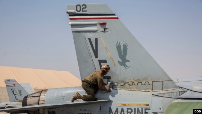 美国海军陆战队的一架F/A-18“大黄蜂”战斗机（美国军方2018年9月17日）