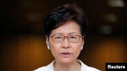 香港暴香港亂致信用評級展望 下調。特首林鄭月娥2019年9月17日出席記者會。