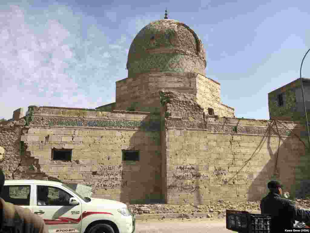 یەکێک لە مزگەوتەکانی موسڵی کۆن کە بەهۆی شەڕی داعشەوە زیانی پێگەیشتووە، دووشەممە 5 ی مانگی سێی ساڵی 2018