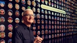 Apple CEO Tim Cook greets developers during Apple?s Worldwide Developers Conference at Apple Park in Cupertino, California, U.S., June 7, 2021. (Apple Inc/Handout via REUTERS)