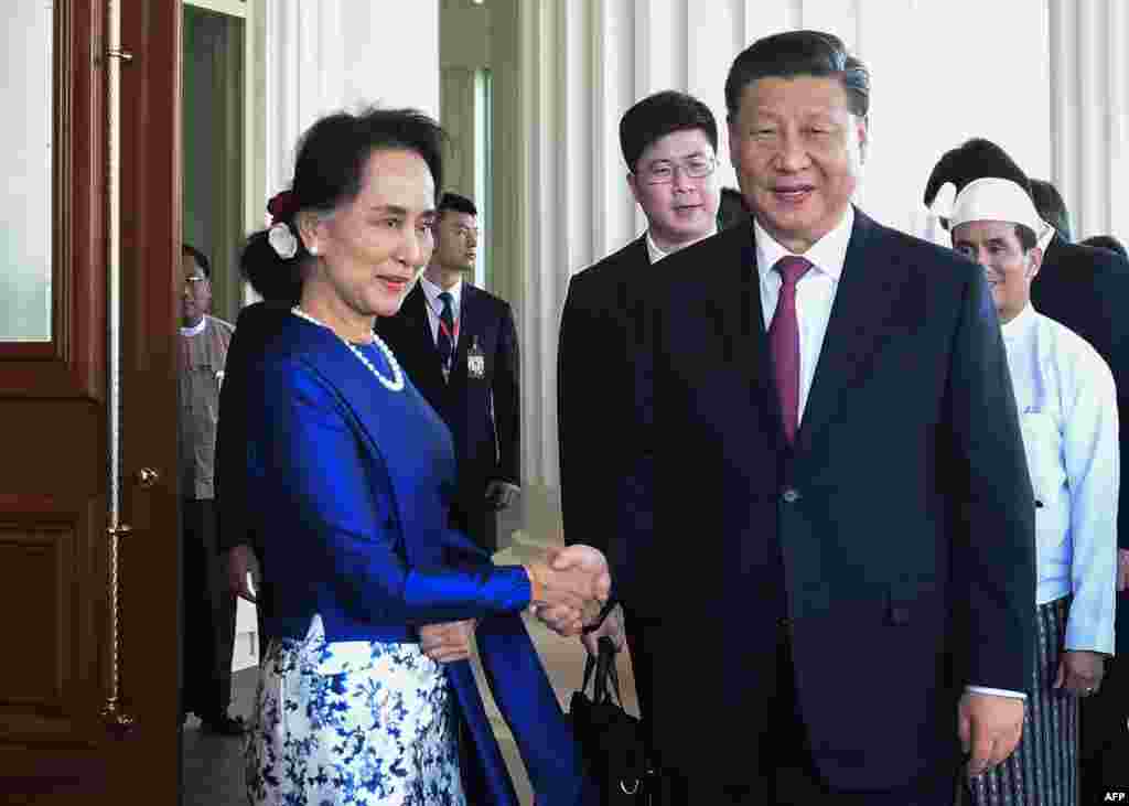 တရုတ်သမ္မတ Xi Jingping နဲ့ နိုင်ငံတော်အတိုင်ပင်ခံ ဒေါ်အောင်ဆန်းစုကြည်တွေ့ဆုံ&nbsp;