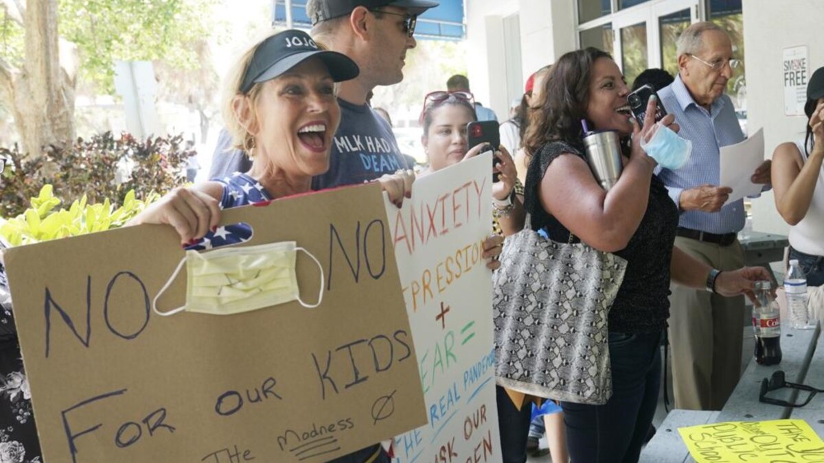 Mask Guidance Divides Parents Officials Before New School Year Mask Guidance Divides Parents Officials Before New School Year