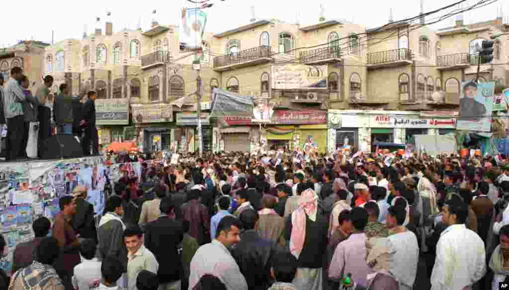 Sana'a's Change Square, where protesters have been pushing for a new government for a year, February 20, 2012. (VOA - E. Arrott)