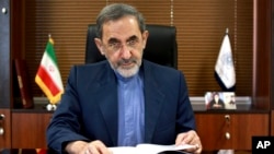 Ông Ali Akbar Velayati, cố vấn của lãnh tụ tối cao Iran, trong buổi phỏng vấn với AP, 18/8/2013